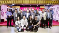 缤纷“五一”节 翰墨“满堂香”